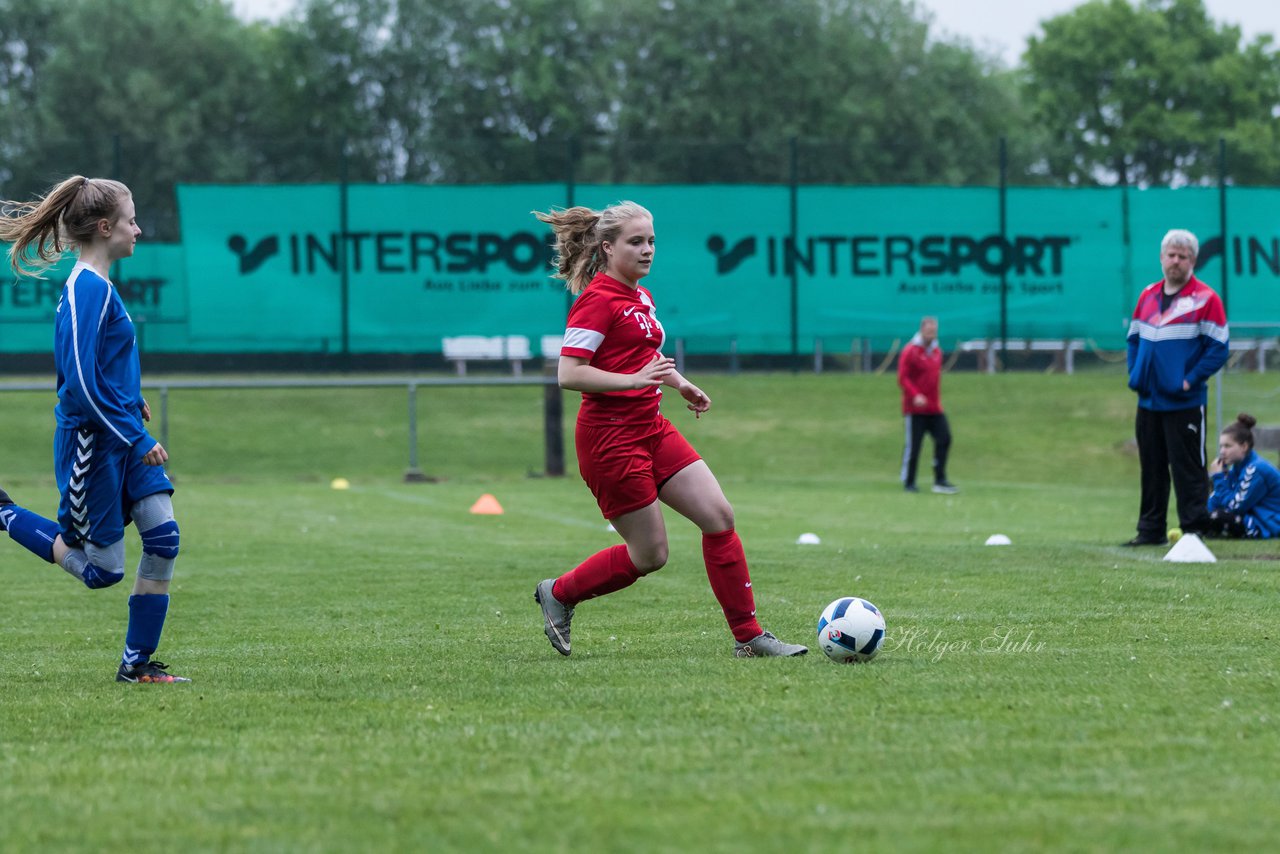 Bild 120 - wCJ SV Steinhorst/Labenz - VfL Oldesloe : Ergebnis: 18:0